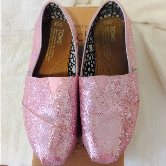 Glittery pink Toms ๐๐๐ - Picture 2 of 2