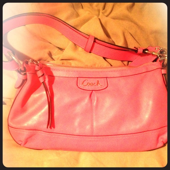 Coach purse! Excellent condition!