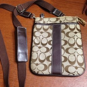 Inspired Coach crossbody bag.