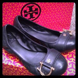 PRICE DROP⤵️RARE TORY BURCH FLATS