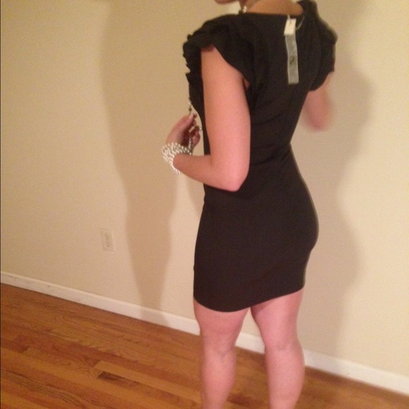 Ya Los Angeles black mini dress, ruffle shoulders - Picture 2 of 4