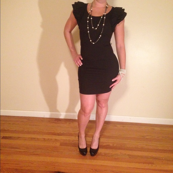 Ya Los Angeles black mini dress, ruffle shoulders - Picture 3 of 4