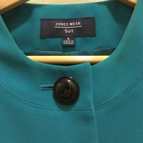 Jones wear suit blazer - Picture 2 of 3