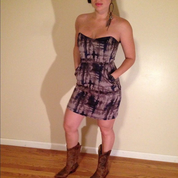 Great tie dye short strapless dress with pockets - Picture 2 of 4
