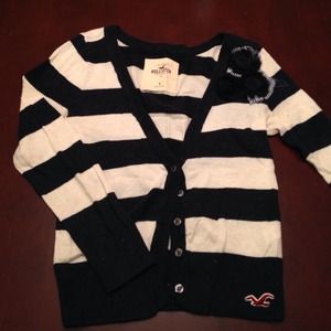 Hollister Cardigan