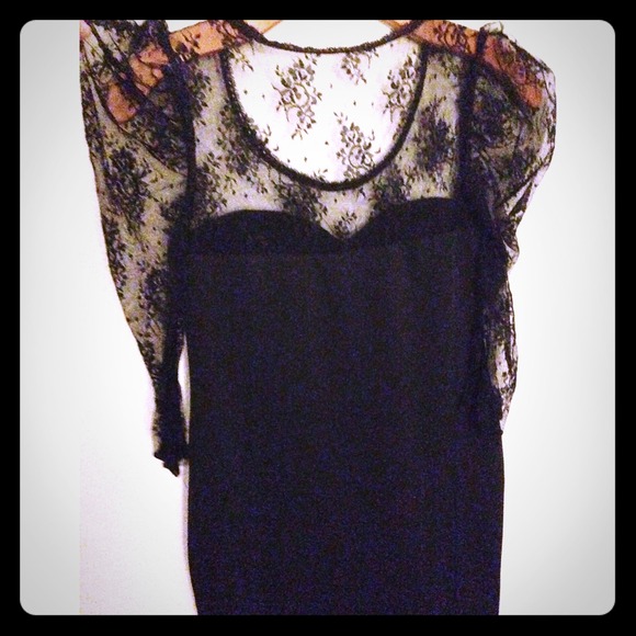 Lovely black dress!!!