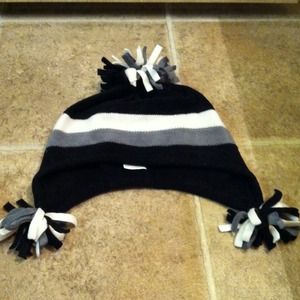 Cute stripped snow hat