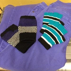 2 pair of barely used gloves. Women's Medium.