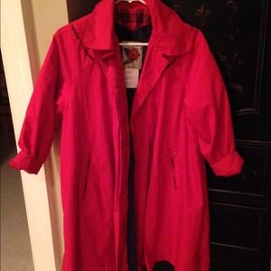 Girls dress coat size 8.  Only worn a few times.