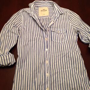 Hollister Button Up