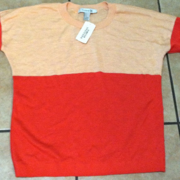 Two Toned Sweater - Picture 3 of 3