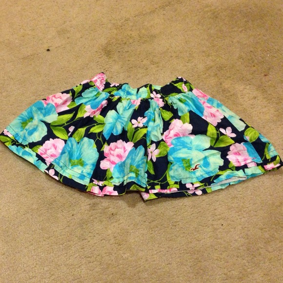 🔴TRADED🔴Hollister skirt