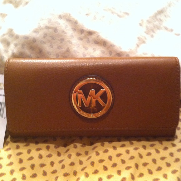 📛SOLD📛FULTON wallet
