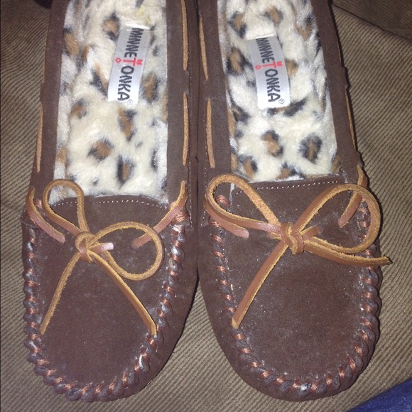 😲sold😲minnetonka moccasin