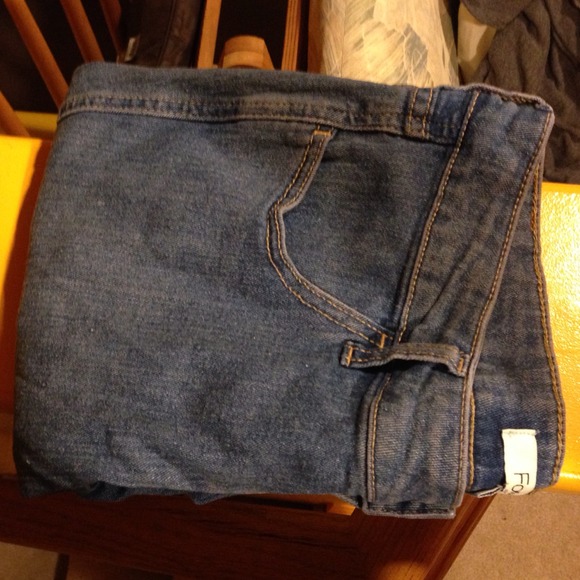 Jeans. - Picture 1 of 2