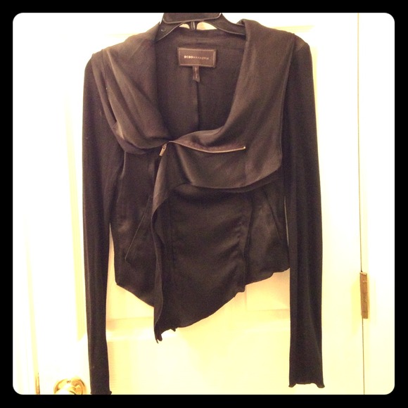 🌀🌀 SOLD 🌀🌀🌀🌀🌀Black BCBG Maxazria jacket