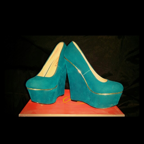 Teal Wedges