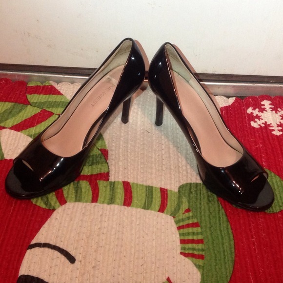 Nine West Black Peep Toe Shoes Heels Size 8 1/2 - Picture 2 of 4
