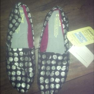 Original Toms shoes brand new great holiday gift