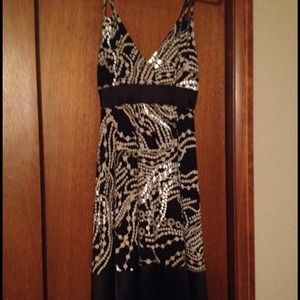 Black dot express dress