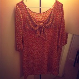 Yellow daffodil pattern bow dress:))