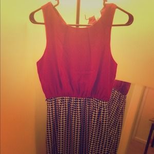 Red and  houndstooth pattern dress:)