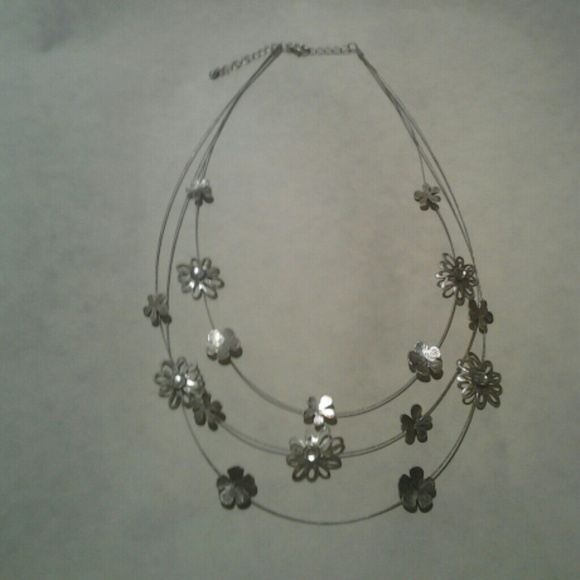 Necklace - Picture 3 of 3