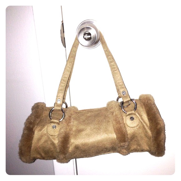 🚫SOLD🚫✅REDUCED✅Mini Dufflebag-like Handbag - Picture 1 of 2