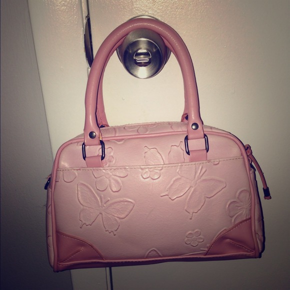 🚫SOLD🚫✅REDUCED✅Pink Butterfly Mini Handbag - Picture 1 of 2