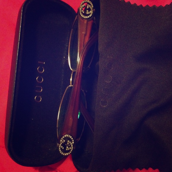 Authentic Gucci Eyeglasses 2811👓❤️