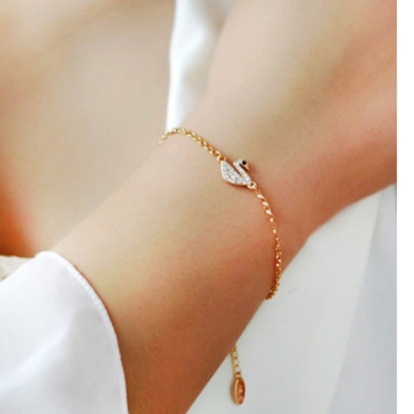 Swan bracelet . - Picture 2 of 4