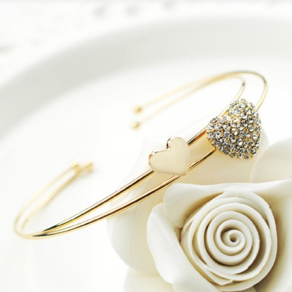 Double heart bracelet