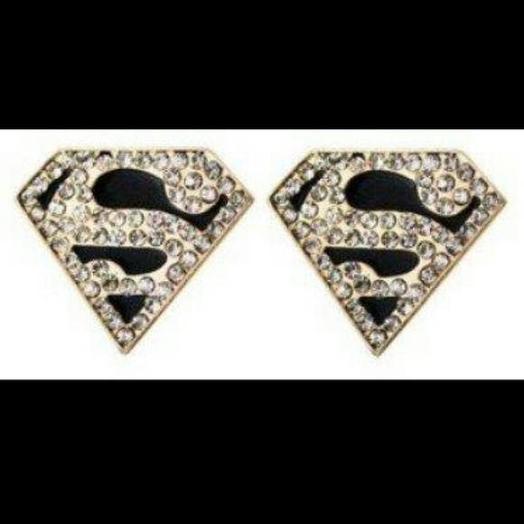 Superman Supergirl Stud Earrings-- Free gift box - Picture 1 of 3