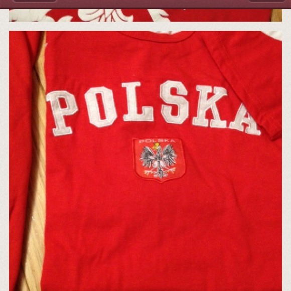 Tee shirt reserved