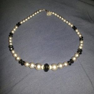 Black, silver and grey pearl necklace