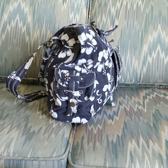 Cloth Handbag (goes very well with denim) - Picture 4 of 4