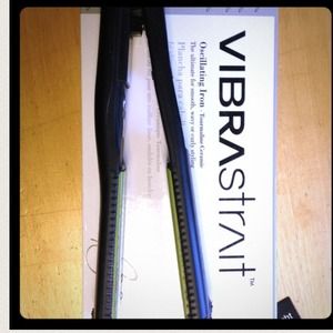 Brocato Vibrastrait 1" Vibrating Flat Iron