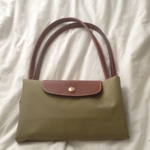 💯 Authentic Hunter Green  Large LongChamp Bag