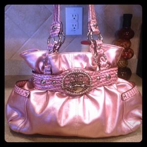 🚫Hold🚫🌟iphone case and Kathy purse🌟