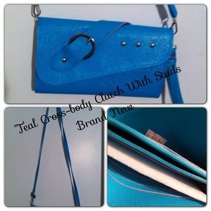 💙💙Teal Blue Cross Body Bag/ Clutch💙💙