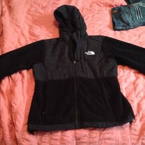 Women's north face with hood