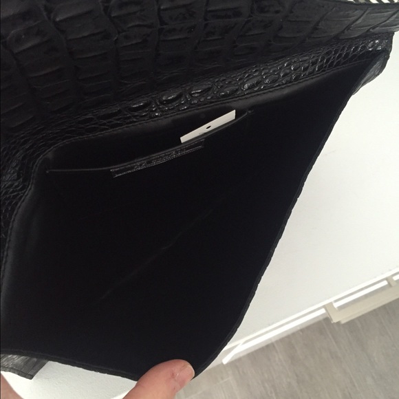 J.J. Winters Blake Lively Croco Envelope Clutch - Picture 4 of 4