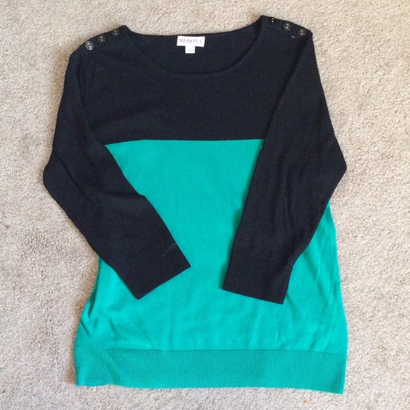 ❌SOLD❌ Merona color-block top