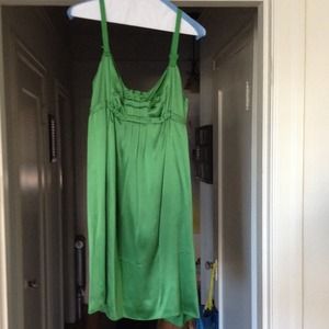 Max studio silk emerald green dress