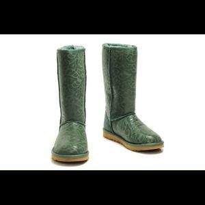 Green uggs, good condition w/box.