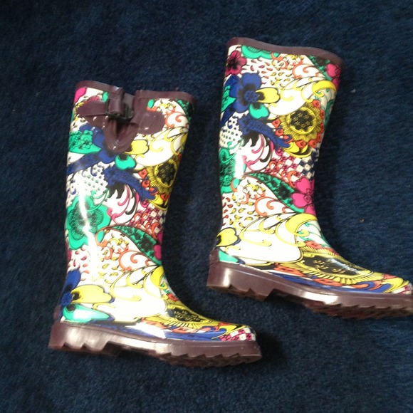 Corkys Cute Rain boots! Sz 5