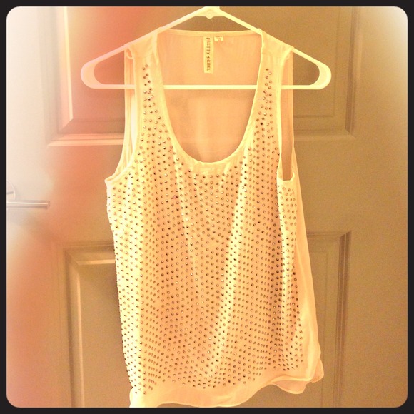⭐️SOLD⭐️ Studded sheer tank 💎