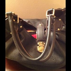 Additional pictures of LV Mahina