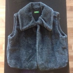 UNITED COLORS OF BENETTON Faux Fur Vest