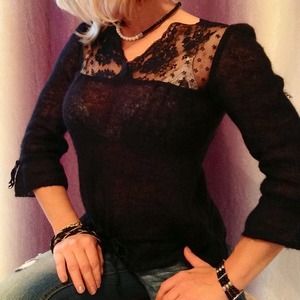 XBUNDLEXFlirty black sweater. Free people